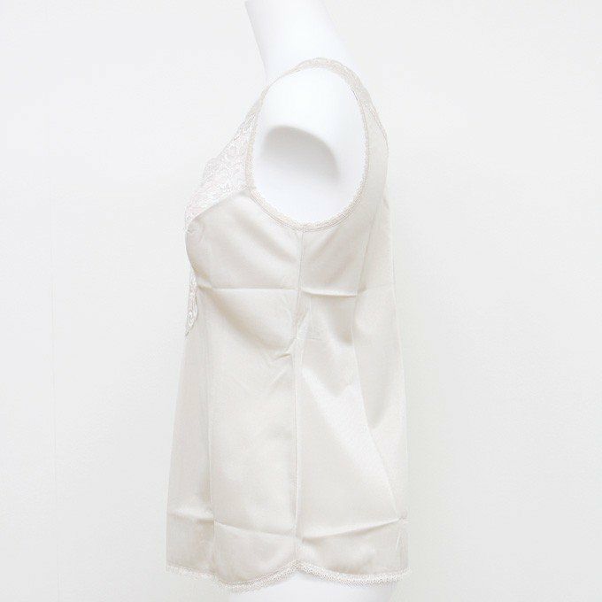 胸元レース！華やかランジェリー 6875 下着 レディース インナー 女子力アップ SUBROSA サブローザ、日本製 ランジェリー 肌着 透け防止 透け防止対策 高品質 レディス アウター ギフト 母の日 ギフト プレゼント 花柄 レース ベージュ カカオ セクシー ランジェリー