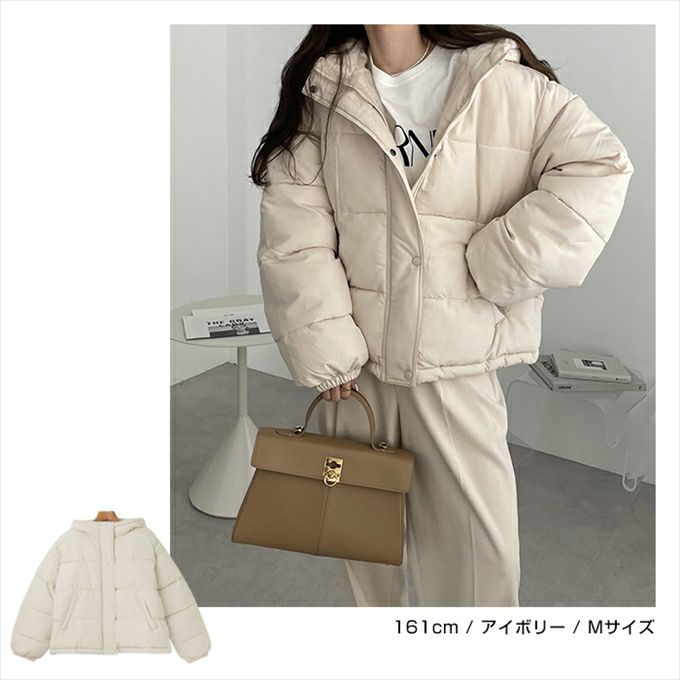 オーバーサイズ フード付き 中綿 フェイクダウン ジャケット レディース アウター ブルゾン フード 光沢感 ドローコード サイドポケット 防寒 暖かい 防寒対策 暖か トレンド 暖かい アウター 大人 きれいめ おしゃれ カジュアル 女性 大人 秋 冬 M 送料無料 M