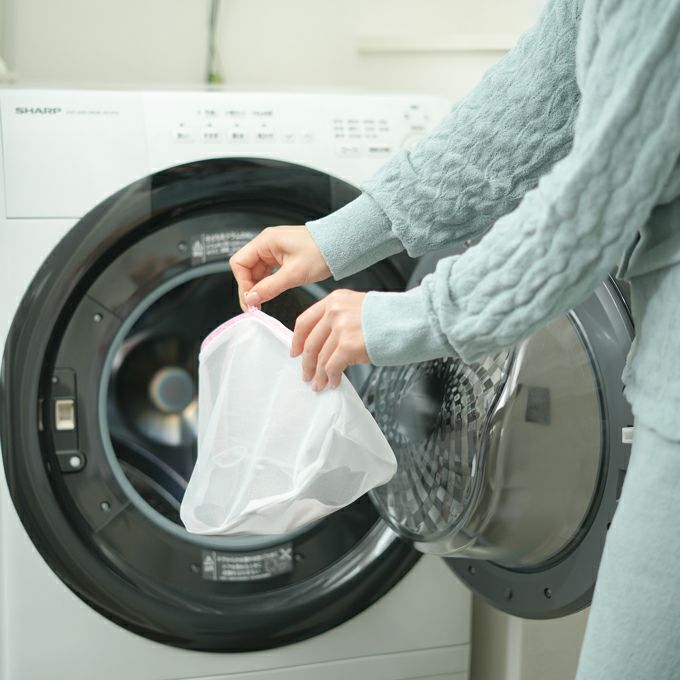  FOLLISSI Lite 吸水 吸水量 70ml ショーツ用 ナプキン ナプキン型 吸水パッド 生理 尿漏れ ケア 下着 多い 日 メッシュ 湿気 水分 漏れ モレ 安心 日本製 抗菌 防水 洗える 繰り返し 何度も 使える 持ち運び 洗濯 可能 吸水パット 尿漏れパット パッド